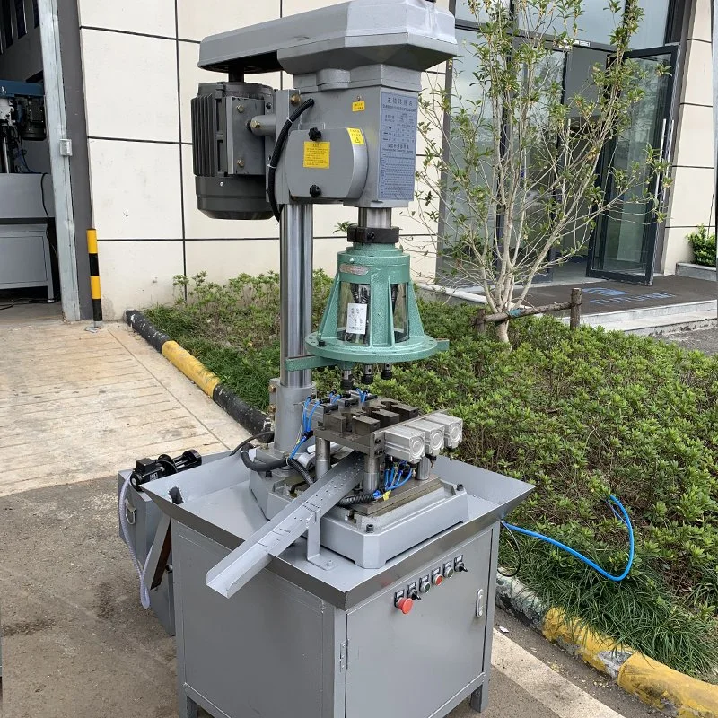 High Speed Four-Axis Spindles Auto Feed Bench Mounted Gear Type Tapping Machine